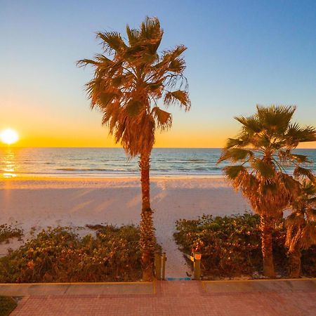Beach Happy Clearwater Beach Exterior photo