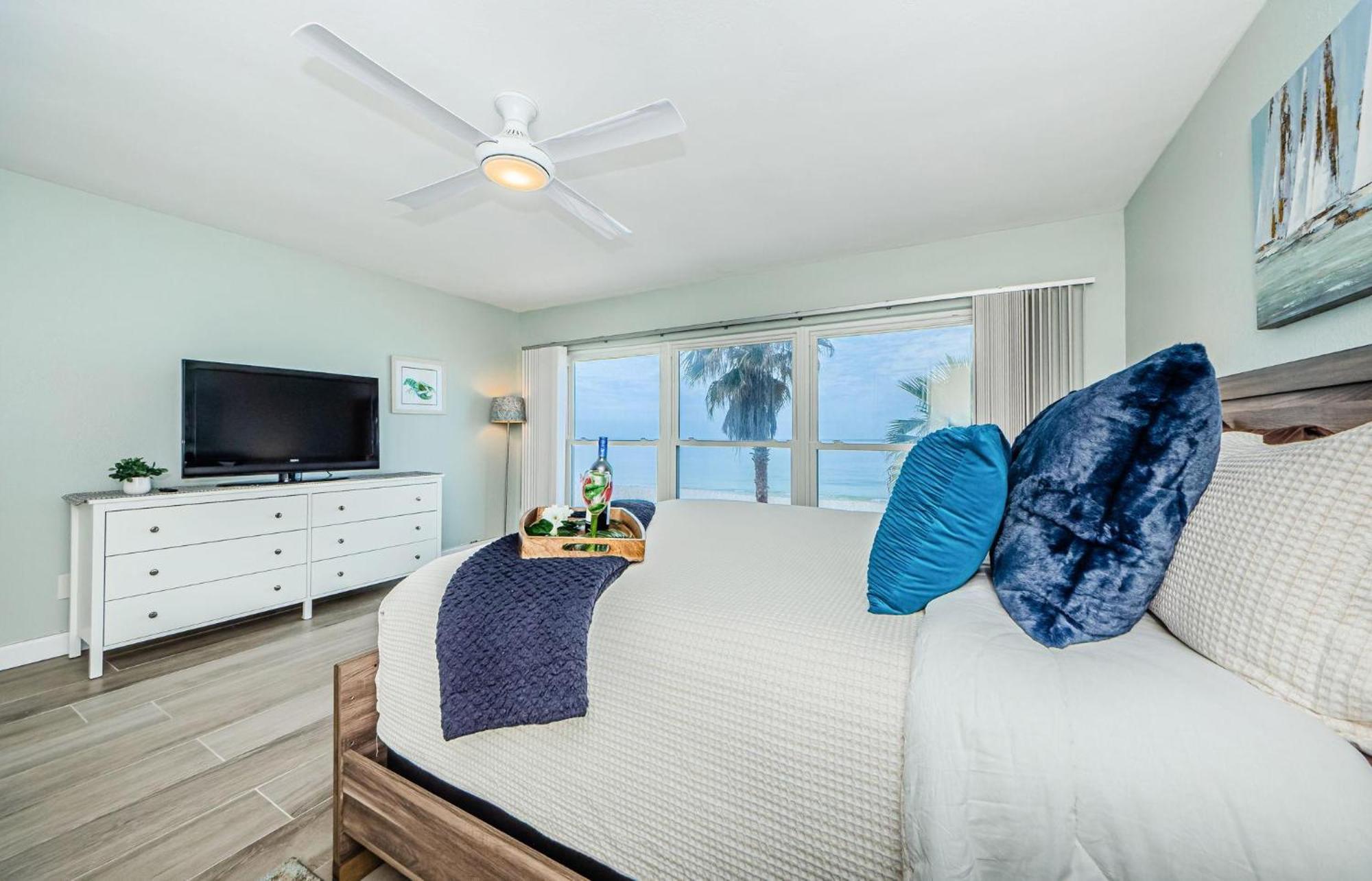 Beach Happy Clearwater Beach Exterior photo